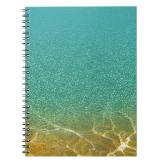 Cuaderno Ondulaciones verde azuladas del agua del azul que