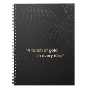 Cuaderno Ordenador portátil moderno con un toque de purpuri