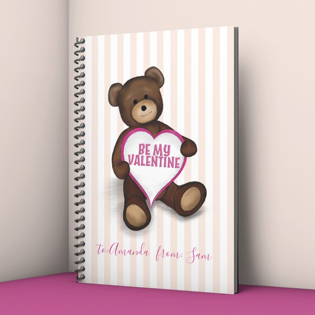 Cuaderno Osito de peluche lindo sé mi San Valentín (Cute teddy bear Valentine notebook holding heart with Be My Valentine message.)