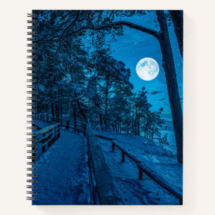 Cuaderno Paisaje invernal con pinar cubierto de nieve