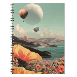 Cuaderno Paisaje surrealista con globos aerostáticos y luna