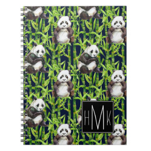 Cuaderno Panda con el monograma de bambú del modelo el   d