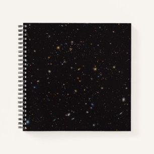 Cuaderno Parte Del Cielo Con Más De 45.000 Galaxias Visible