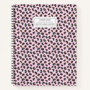 Cuaderno Pastel con manchas de leopardo negro en rosa claro