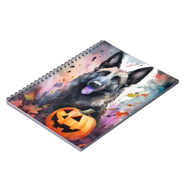 Cuaderno Pastor belga de Halloween con calabazas temerosas (Lado Izquierdo)