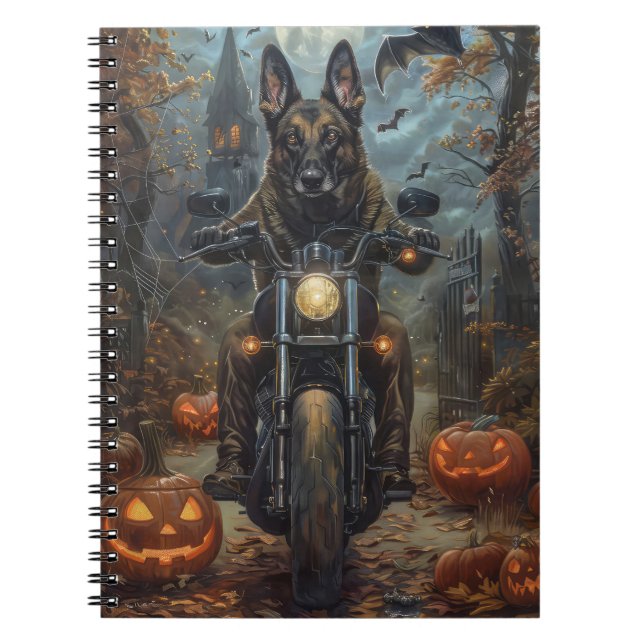 Cuaderno Pastor belga montando motocicleta Halloween Scary (Frente)