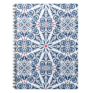 Cuaderno Patrón árabe transparente. fondo colorido sobre el