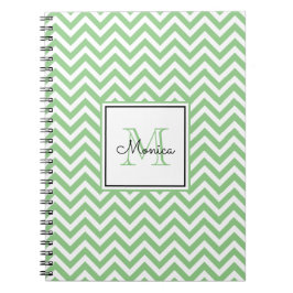 Cuaderno Patrón de Chevron verde sabio moderno con monogram