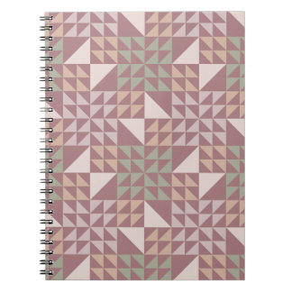 Cuaderno Patrón de colcha geométrica rosa polvoriento