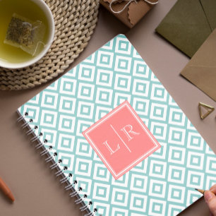 Cuaderno Patrón de diamantes de menta y de coral monogramad