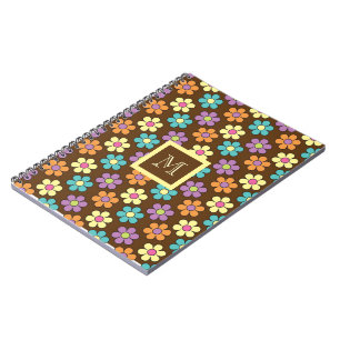 Cuaderno Patrón de margarita pastel en marrón con monograma