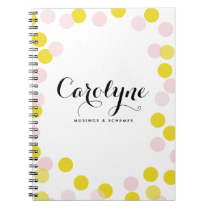 Cuaderno Patrón de puntos de confetti rosa y amarillo perso
