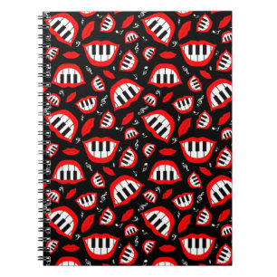 Cuaderno Patrón de sonrisa en piano sobre fondo negro