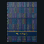 Cuaderno Patrón de tablas de multiplicación coloridas<br><div class="desc">Si te encanta que dos veces 12 sea 24, entonces este patrón de todas las tablas de multiplicación es para ti! Las mesas horarias de 1 a 12 están representadas en colores vivos con un fondo azul marino oscuro. Los números están en una fuente de tipo de equipo de tipo...</div>