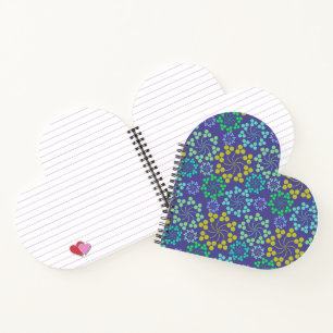 Cuaderno Patrón floral en forma de corazón