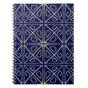 Cuaderno Patrón Geométrico Tribal Azul Sin Marea. Ha rayado