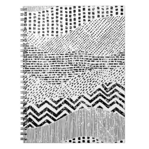Cuaderno Patrón ondulado blanco y negro. Ornamento dibujado