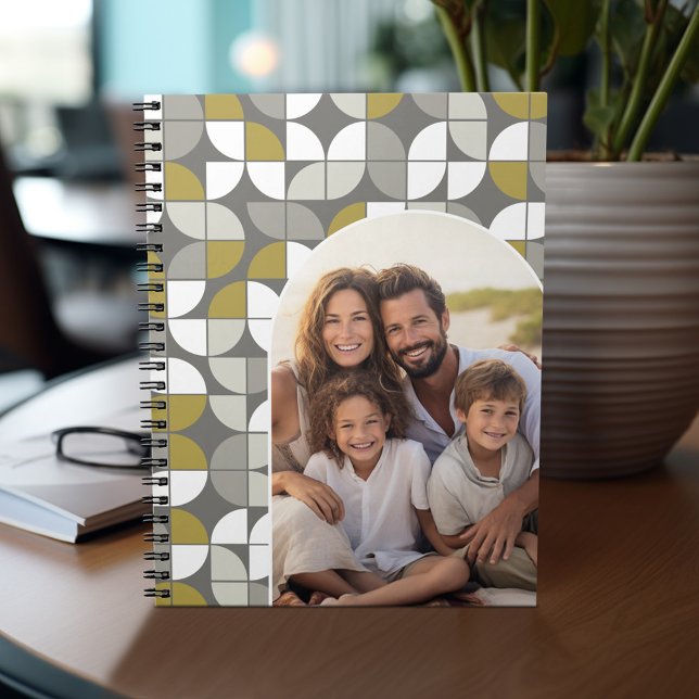 Cuaderno Patrón retro MCM - Foto arco - Taupe Gold (Personalized notebook with photos and text)