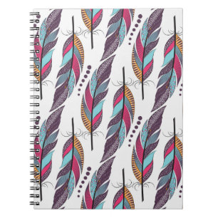 Cuaderno Patrón sin foco con plumas de gran color y d