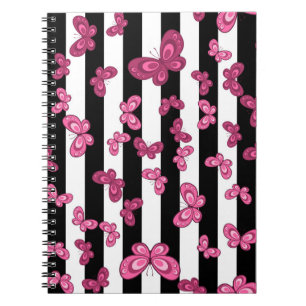 Cuaderno Patrón sin soldadura de mariposa sobre fondo blanc