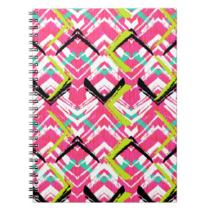 Cuaderno Patrón Zig Zag Rosa Dibujado A Mano