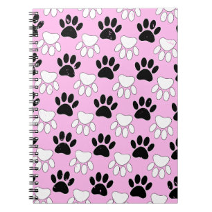 Cuaderno Paws Blancos Y Negros Con Dolor En Fondo Rosa