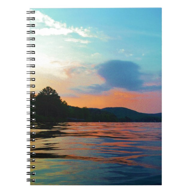Cuaderno Peach and Blue Sunset en el lago montañoso (Frente)