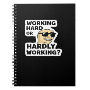 Cuaderno Pegatina De Memes Divertidos Que Trabaja Duro O Di