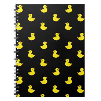Cuaderno Pequeño pato amarillo en fondo negro