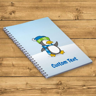 Cuaderno Pequeño pingüino caminando sobre la nieve