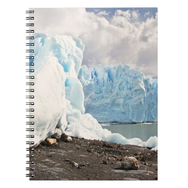 Cuaderno Perito Moreno (Frente)