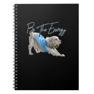 Cuaderno Perro descendente del yoga - Sea la cita energétic