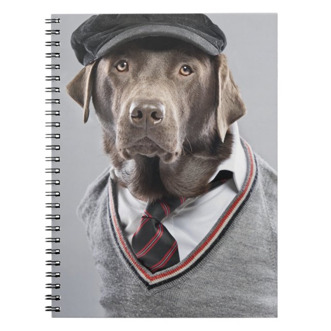 Cuaderno Perro en suéter y casquillo (Frente)