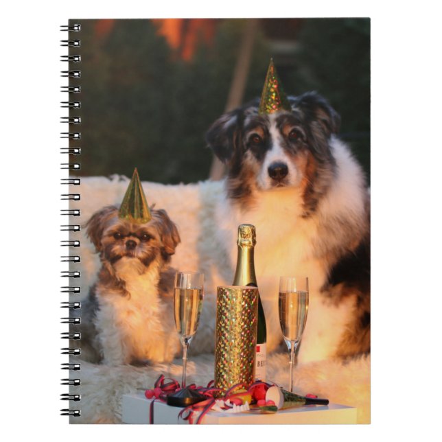 Cuaderno Perros celebrando Año Nuevo (Frente)