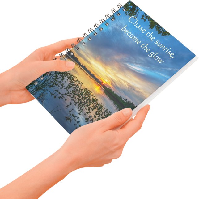 Cuaderno Persigue el lago al amanecer (Subido por el creador)