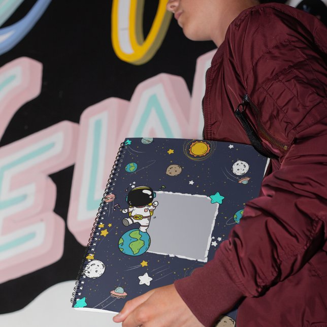 Cuaderno Personalizado del espacio ultraterrestre astronaut (Astronaut Outer Space Cartoon Notebook)