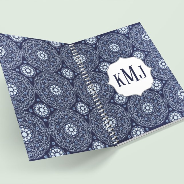 Cuaderno Personalizado Monograma moderno azul de la Marina (With spiral binding available in other colors. )