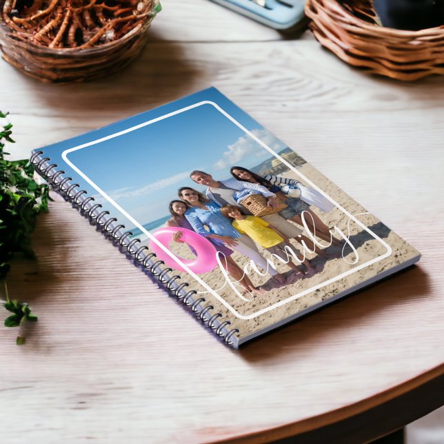 Cuaderno Personalizado personalizado de fotografía familiar (Family Photo Personalized Custom Notebooks from Ricaso. Add your own photograph)