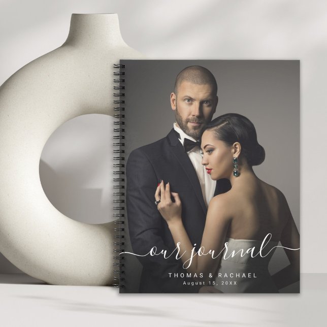 Cuaderno Personalizado Photo Husband y Wife Journal (A lovely gift idea for the bride and groom to journal their life together.)