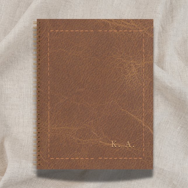 Cuaderno Personalized Aged Leather Notebook with Initials (Subido por el creador)