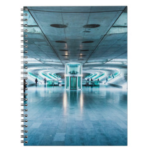 CUADERNO PERSONAS CAMINANDO POR EL TÚNEL
