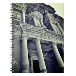 Cuaderno Petra Treasury