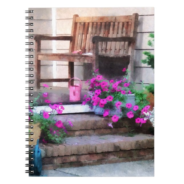 Cuaderno Petunias y regaderas rosadas (Frente)