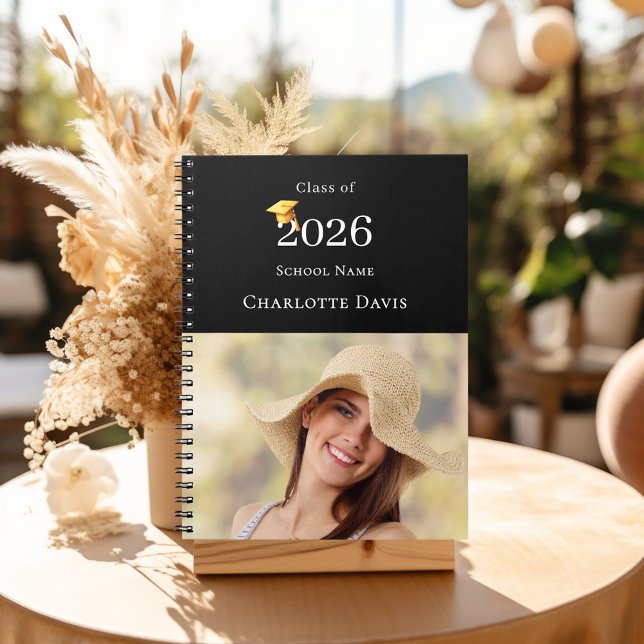 Cuaderno Photo Modern Black Senior Graduate (Subido por el creador)