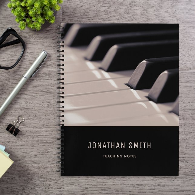 Cuaderno Piano Teaching Notes Black and White Classy (Subido por el creador)