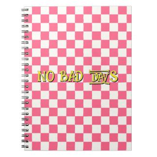 Cuaderno Pink and White Checkered Pattern