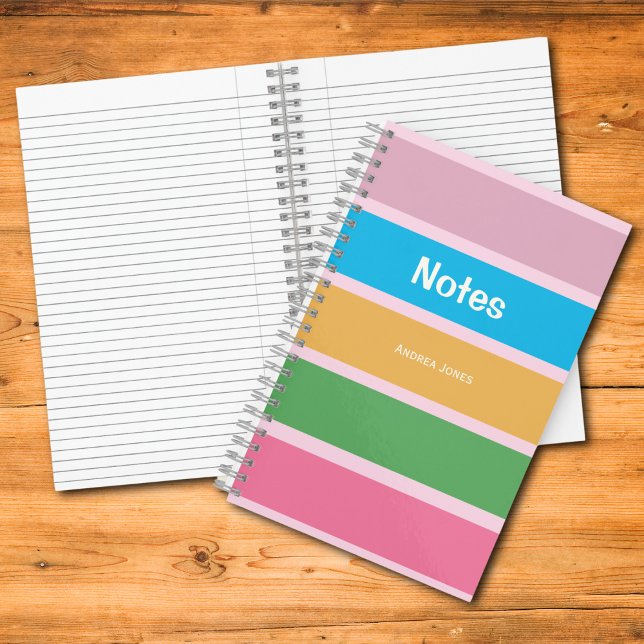 Cuaderno Pink Girly Colorful Monogramed (Subido por el creador)