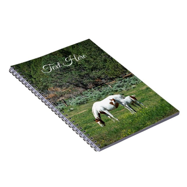 Cuaderno Pintar yegua de caballo y comida personalizada (Lado Derecho)