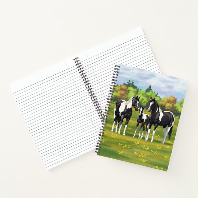 Cuaderno Pinto Negro Pintando Cuatrillos De Hornos En Paste (Interior)