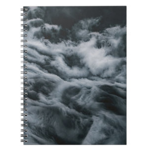 Cuaderno Pintura de nubes grises
